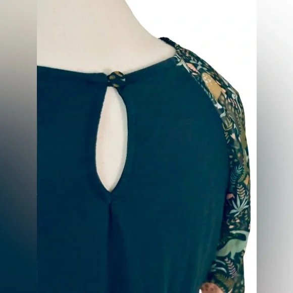 Modcloth DINOSAUR Top - Picture 3 of 9